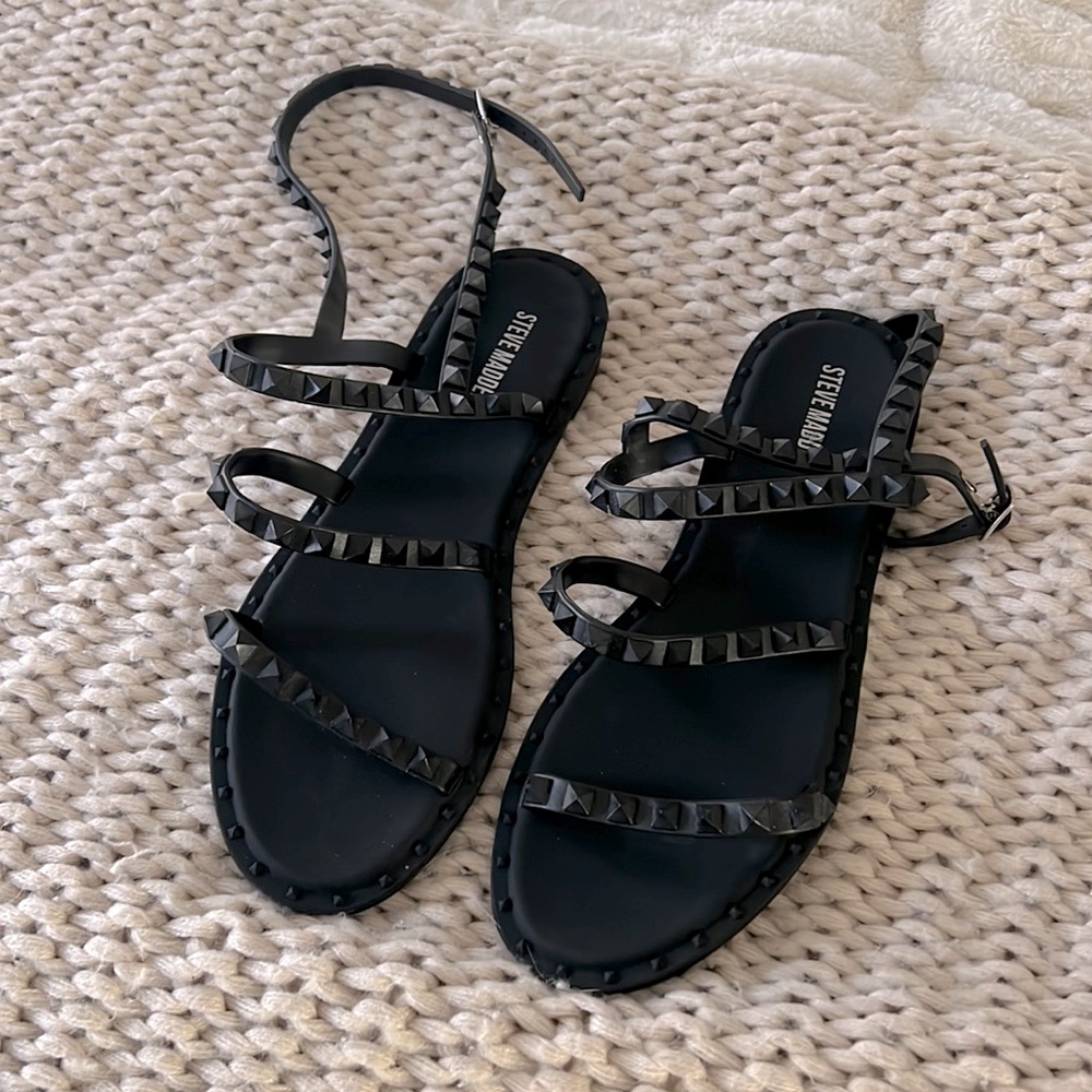 Never worn strappy black steve madden sandles